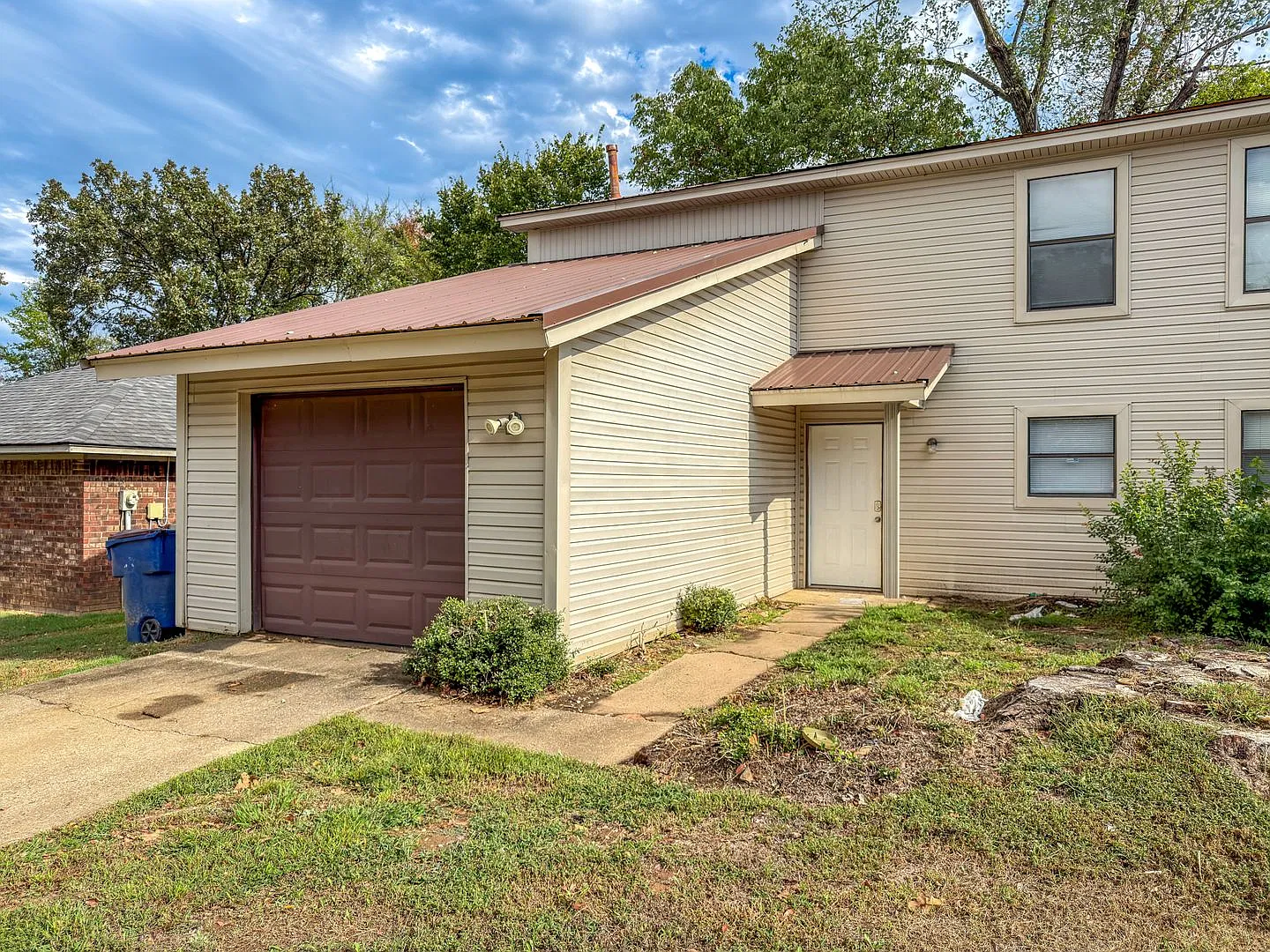 * Move-In Special * Gorgeous 2 Bed / 2 Bath Duplex off of Brooken Hill in Fort Smith — Photo 2
