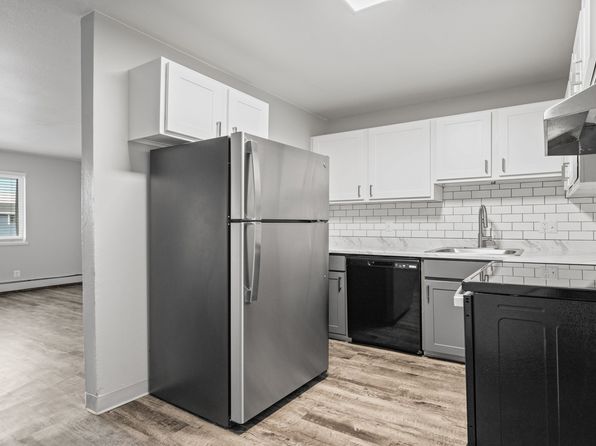 1330 Potter Dr #A-208