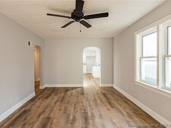 4th image of 414 Cost Avenue
