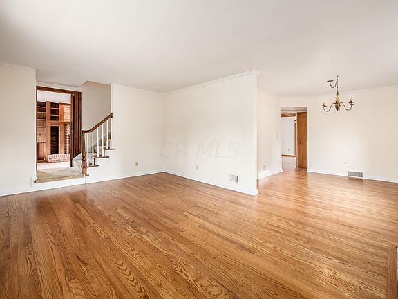 4th image of 1842 Glenn Ave