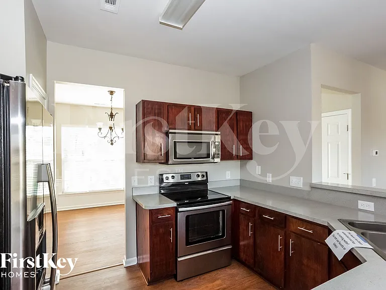 13214 Ballara Pl — Photo 8