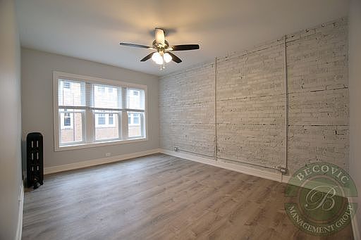 3rd image of 6958 N Wolcott Ave #1