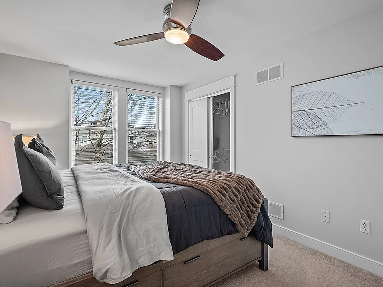 706 Ivy St #2 — Photo 20