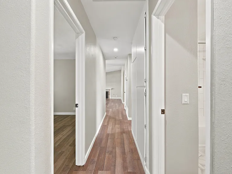 6440 Harvard St — Photo 17