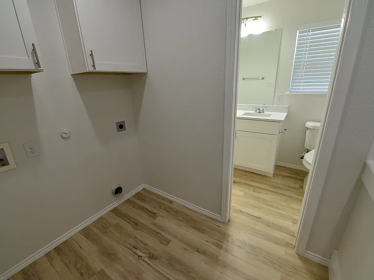 2361 Murphy Ct — Photo 18