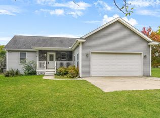 3848 Hunters Creek Rd, Metamora, MI 48455