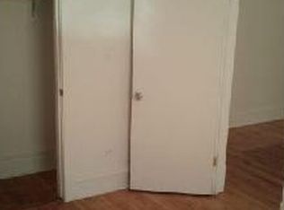 8520 S Crandon Ave APT 3, Chicago, IL 60617