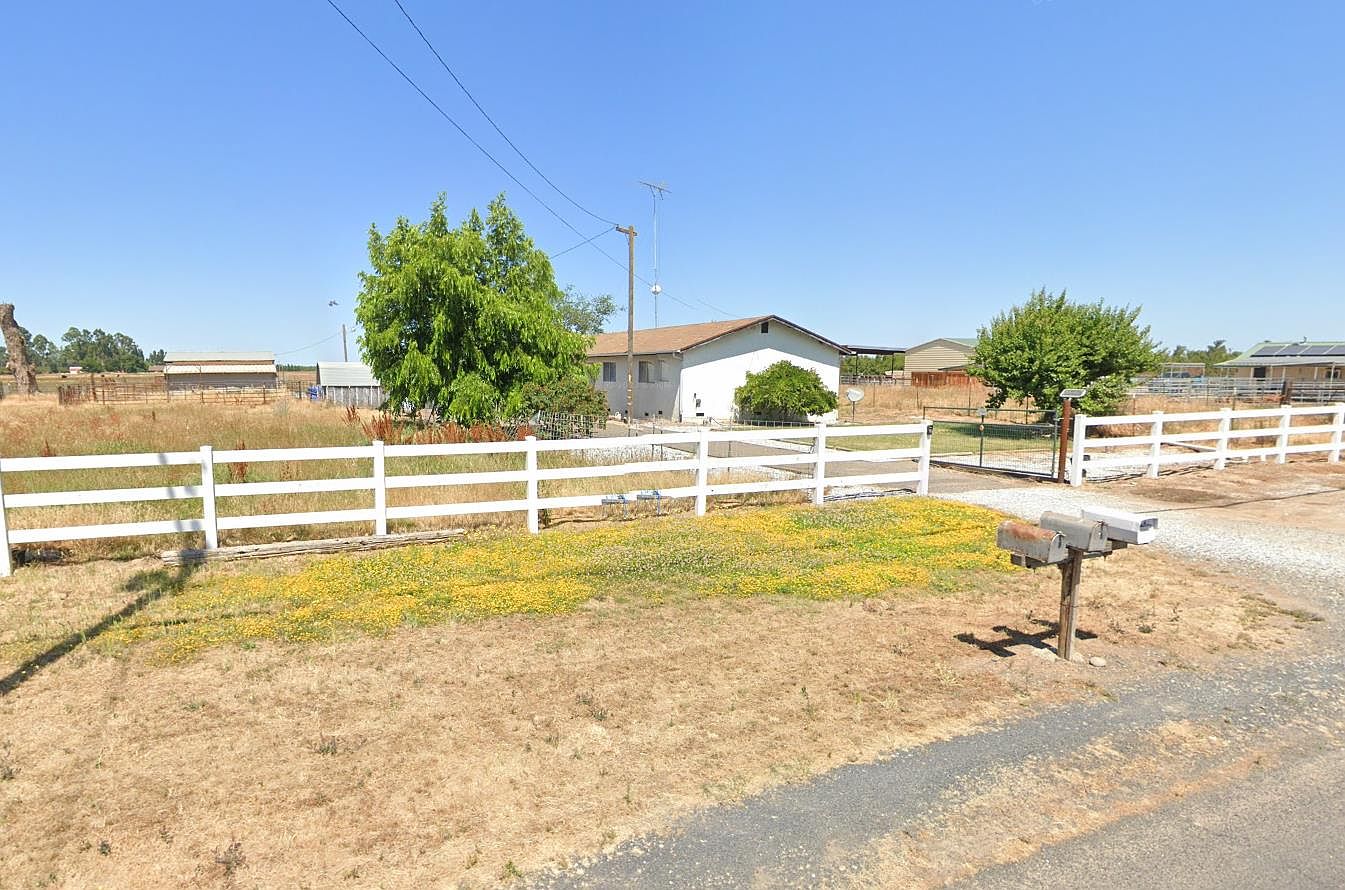 10113 Pioneer Avenue, Oakdale, CA 95361 | Zillow