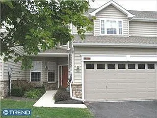 703 Ridgeview Dr photo 1