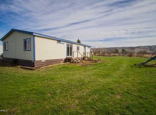 250 Grissom Ln, Yakima, WA 98903