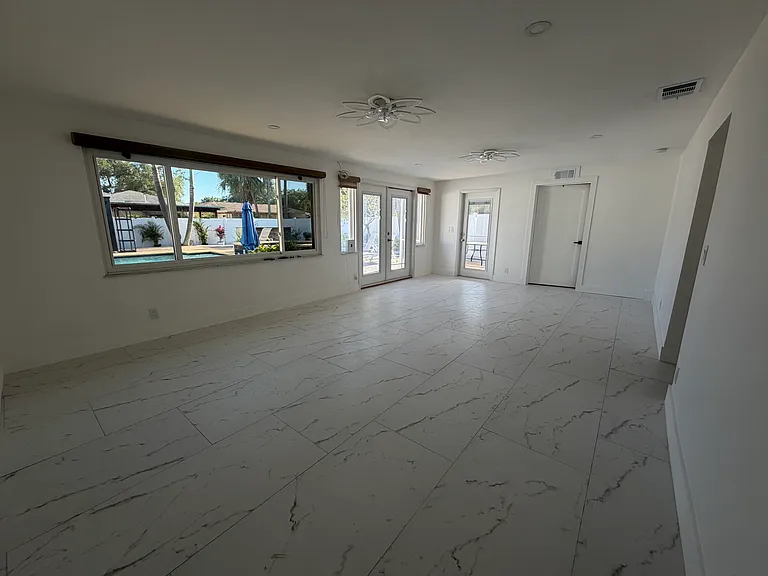 1125 Union St — Photo 34