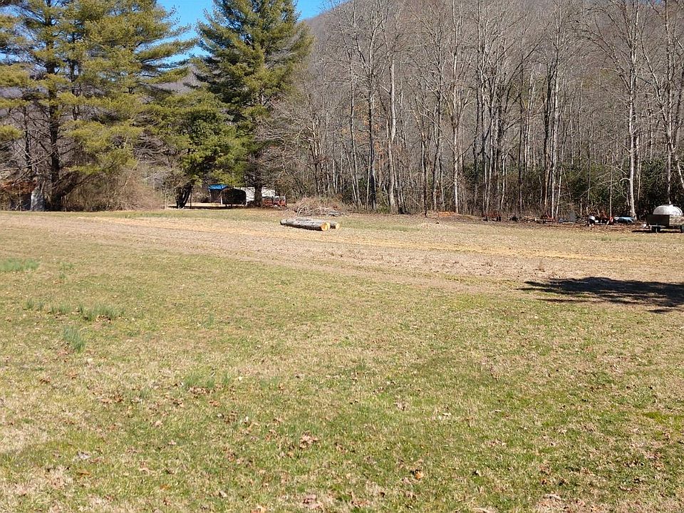 2nd image of Hot House Rd