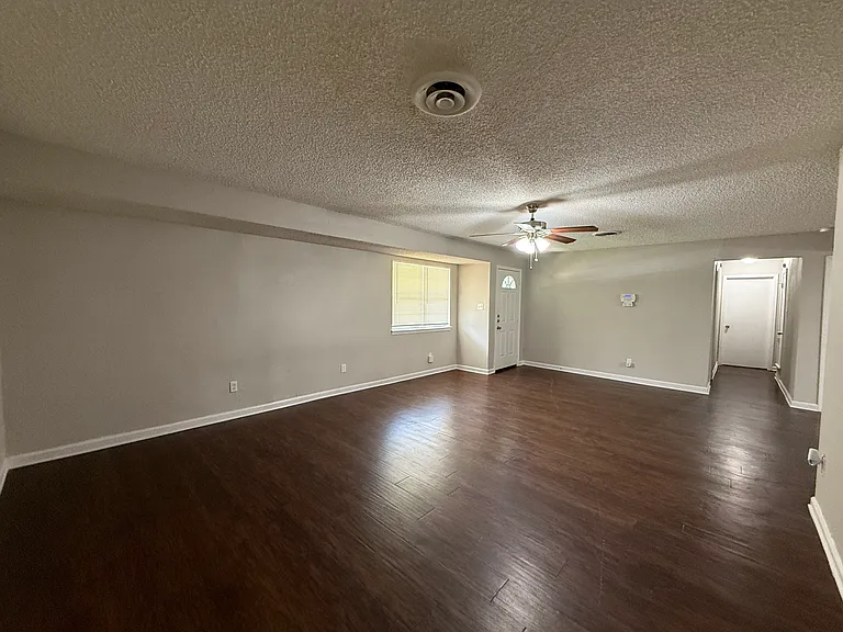 3512 Bahamas Dr — Photo 5