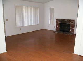 751 Crystal Creek Rd, Perris, CA 92571