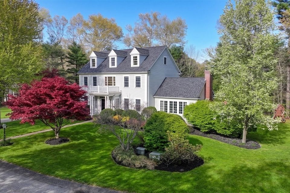 1st image of 3 Brattle Rd