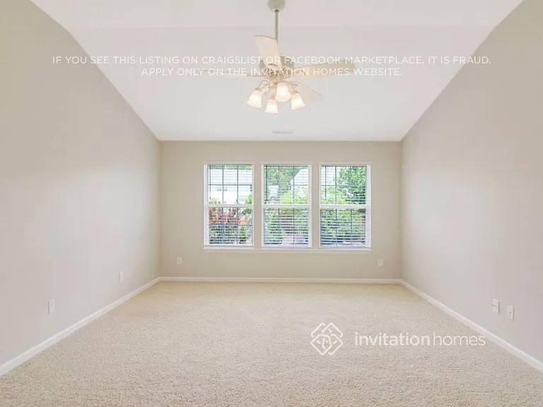 12428 Kendall Ridge Ct — Photo 14