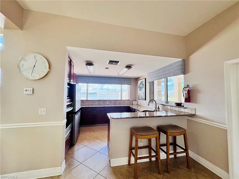 3250 W Crown Pointe Blvd #101 — Photo 37