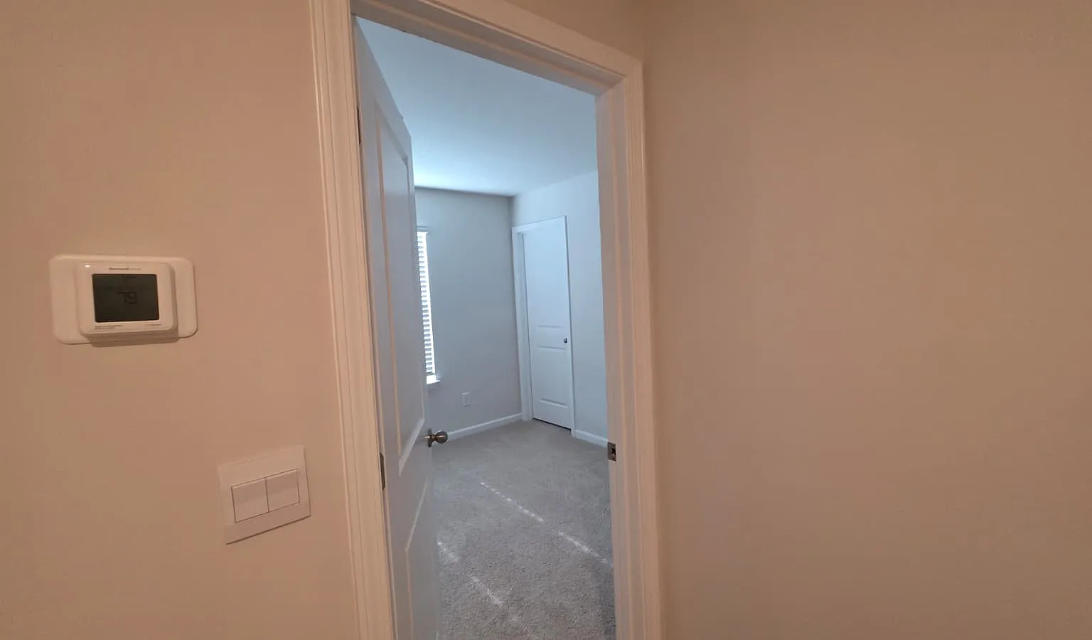 2 bed, 2.5 bath, 1050 sqft, $1,600 — Photo 4