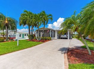 3704 Pebble Beach Ln, Port Saint Lucie, FL 34952