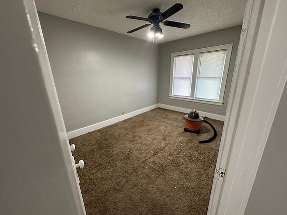 4th image of 13853 Robertson St APT 1