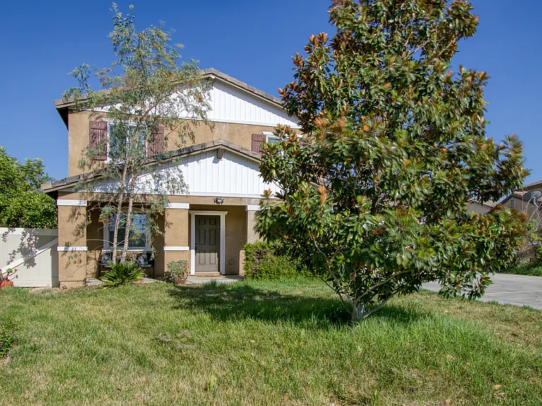 142 Diego Rd — Photo 2