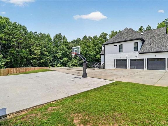 4th image of 3285 Stonewall Tell Rd S