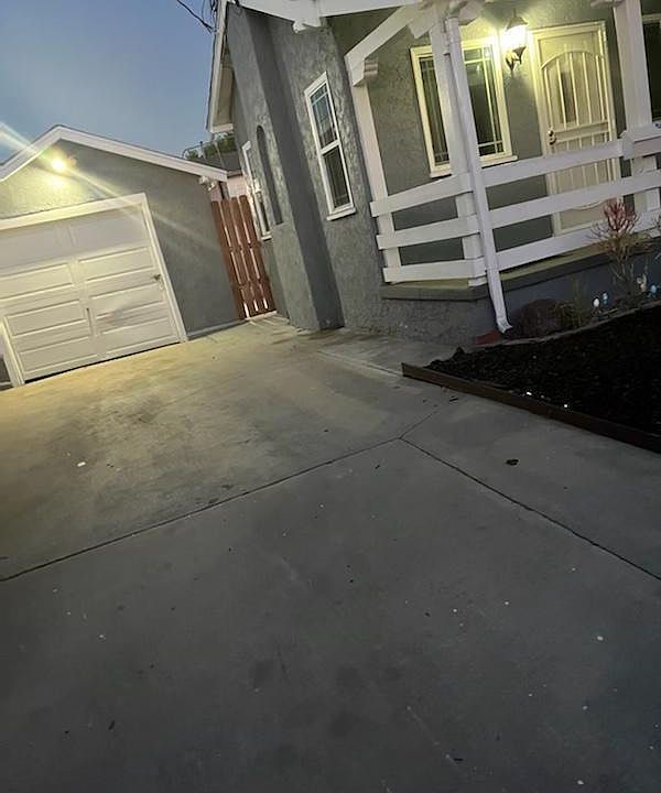 1st image of 16414 Ardmore Ave