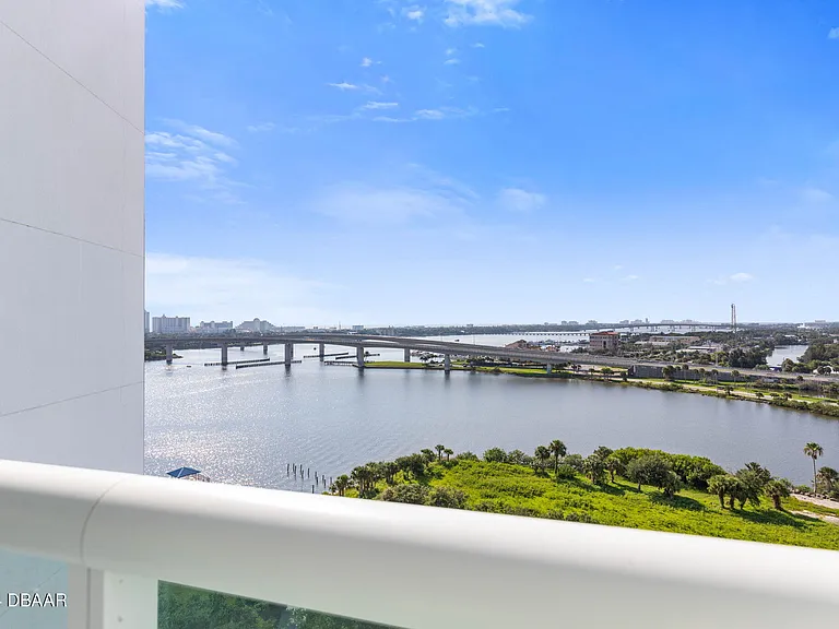 231 Riverside Dr #12091 — Photo 29