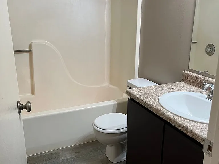 cpa - College Park Apartments — Photo 99