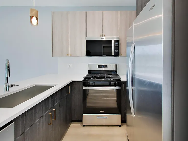 6548 S Maryland Ave #2 — Photo 5