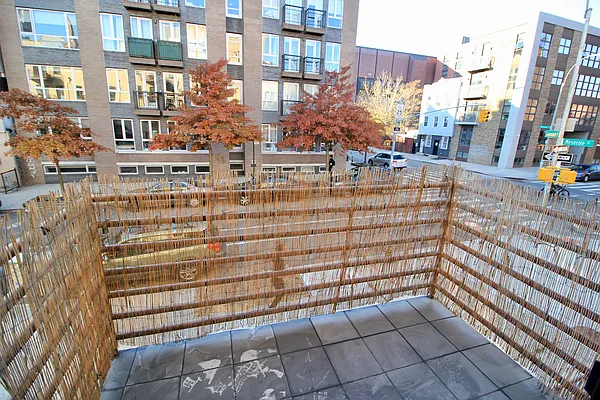 Rented by Hagstrom Management Inc | media 18