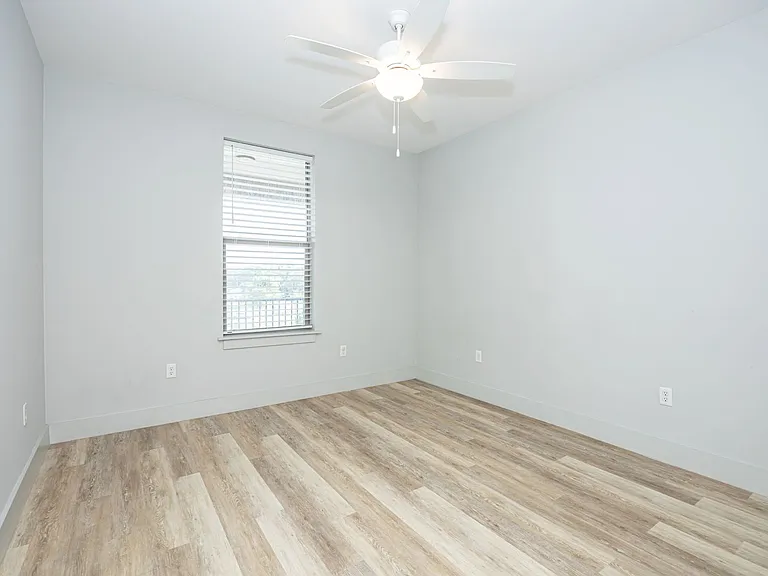 2501 Bienville Blvd #424 — Photo 39