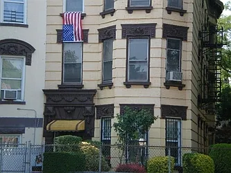 Rented by Makover Group Inc