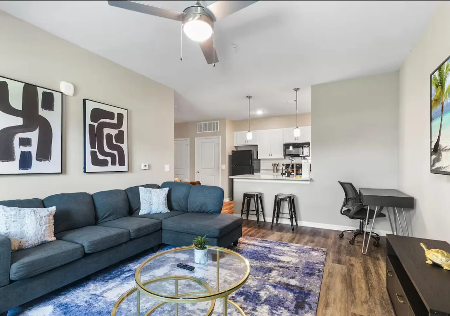 Luxe 1st Flr Condo: Dive, Rest, Explore. — Photo 3