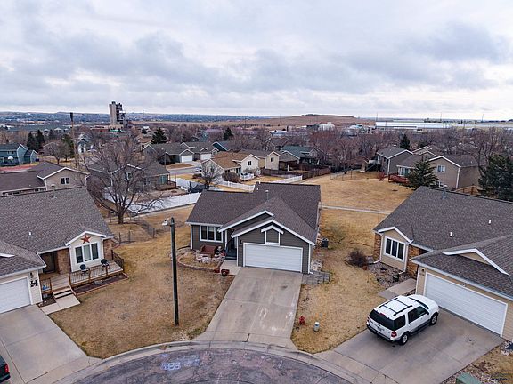 3rd image of 4226 Range View Ct