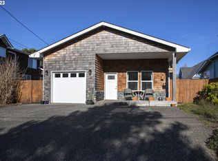 846 10th Ave, Seaside, OR 97138