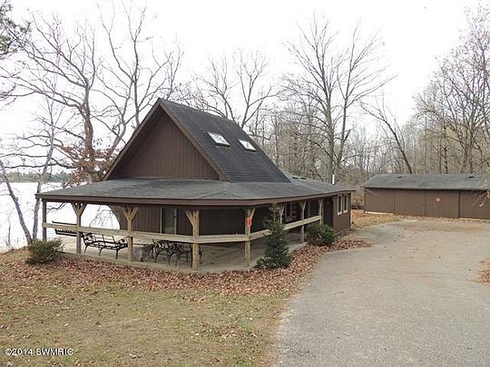 1st image of 35 Lakeview Dr