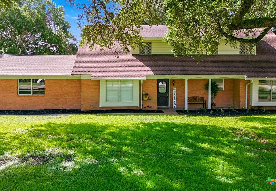 1st image of 205 Yucca Dr