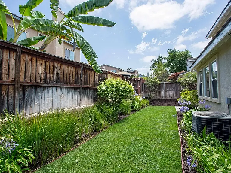 5180 Bluegrass Way — Photo 34