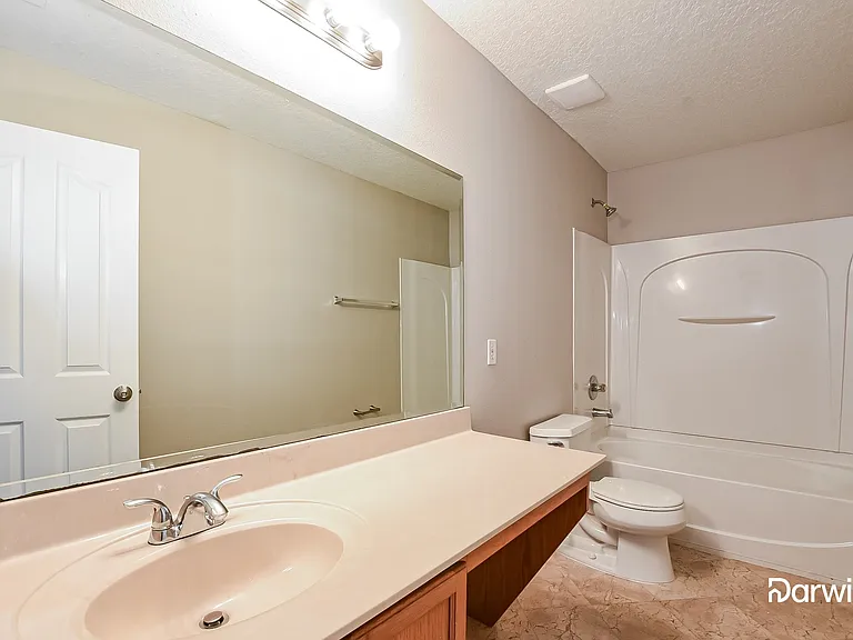 514 Berry James Ct — Photo 9