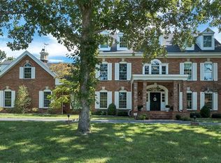 1134 Corrington Ct, Chesterfield, MO 63017