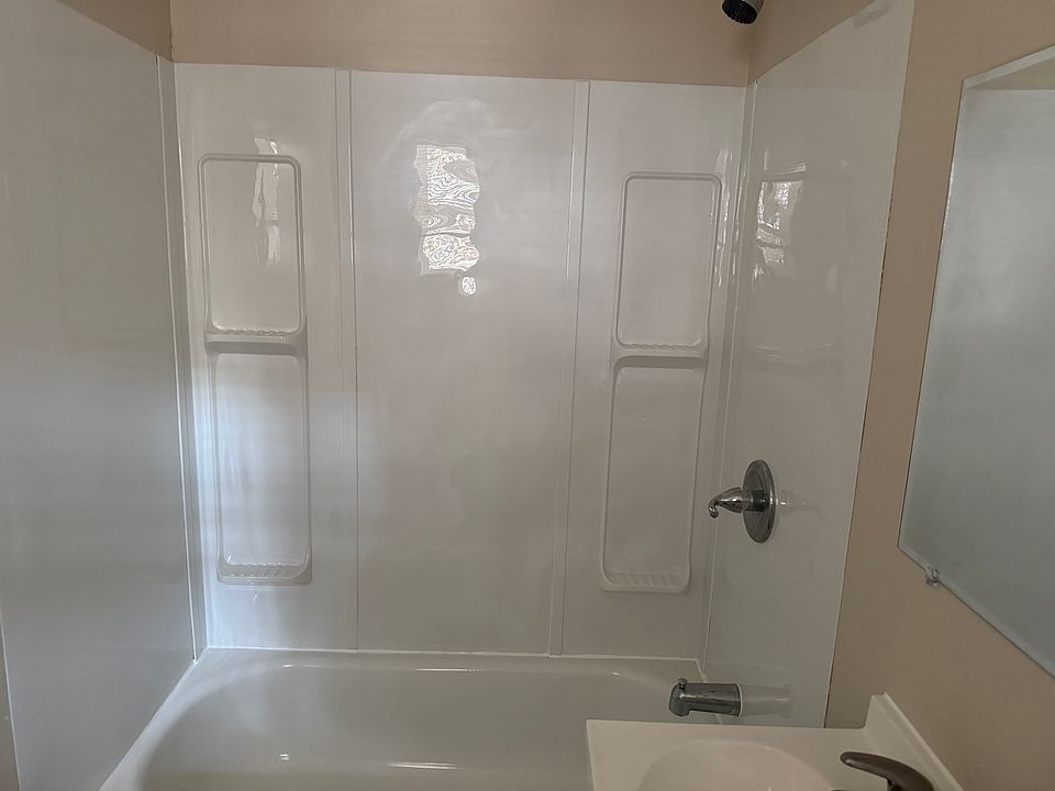 1st image of 45 Charlotte St #2W