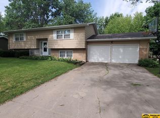 1703 N 12th St Beatrice NE 68310 Zillow