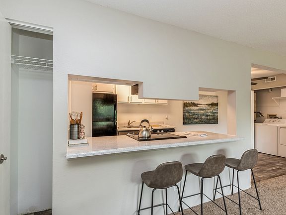 5th image of 1269 Mangrove Ln #515-01