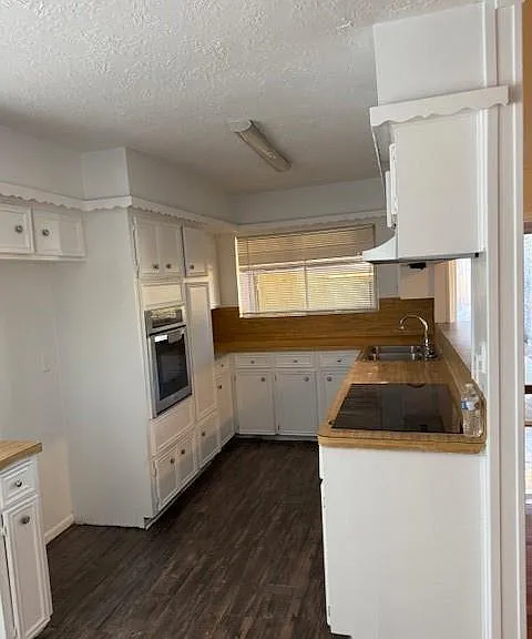 12262 Huntington Venture Dr — Photo 4