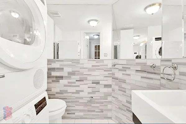 Rented by Century 21 Premier  | media 11