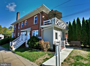 4236 Penn Ave, Sinking Spring, PA 19608