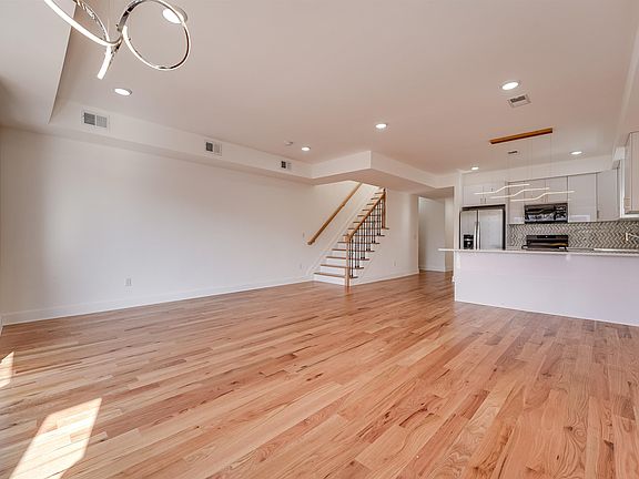 2nd image of 54 Logan Ave Floor 2