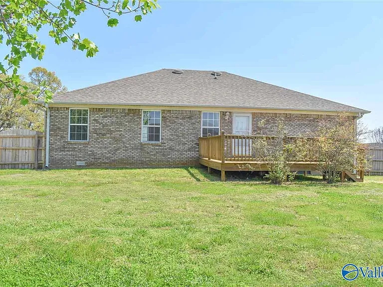 18201 Menefee Rd — Photo 5