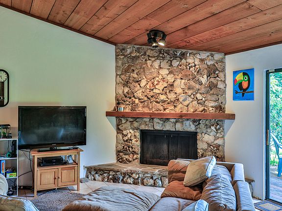 4th image of 65 Hidden Hills Dr